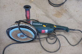 Vinkelsliber METABO W 21-230