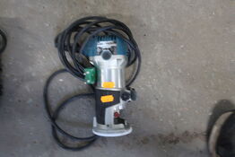 Overfræser MAKITA RT0700C