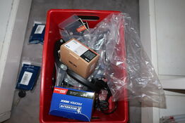 Kasse med div. Reservedele