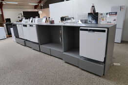4 stk. butiksinventar uden indhold