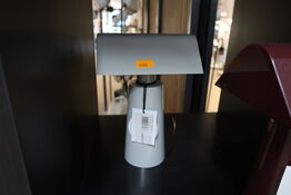 Bordlampe &TRADITION Caret MF1 Silk Grey