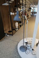 Gulvlampe HALO DESIGN Angora