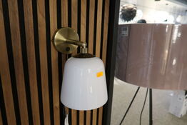 Væglampe HALO DESIGN Room 49 Opal/Antique