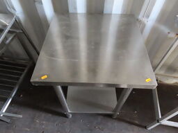 Industrikøkkenbord
