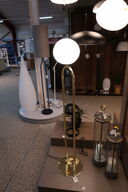 Gulvlampe DESIGN FOR THE PEOPLE Shapes Messing