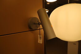 Væglampe DESIGN FOR THE PEOPLE Mib 6 Grå