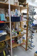 Indhold på 1 fag af diverse fugemasser mv. 