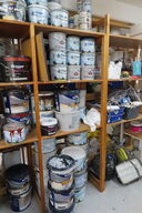 1 fag af diverse maling mv. 