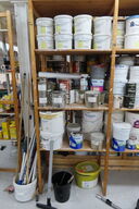 1 fag af diverse maling mv.