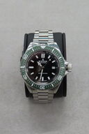 Edox Herreur Med Grøn Bezel og Sort Skive