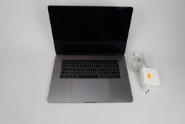 Apple MacBook Pro 15,4" i7 CPU