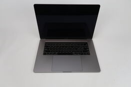 Apple Macbook Pro 15,4"