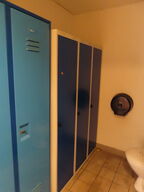 2 stk. manskabsskabe