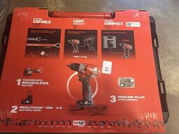 Milwaukee skruemaskine M12 FPD-402X