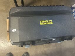 MURERKASSE MED UDSTYR, MURERSKE MM. SE BILLEDER