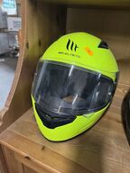 MC hjelm, MT HELMETS