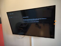 Fladskærm TV 43" PHILIPS 43PFT5503/12 inkl. headset 