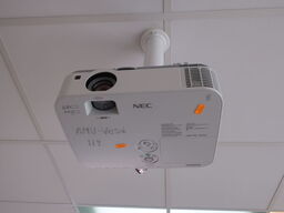 Projektor NEC ME301W inkl. lærred