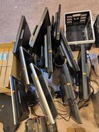 10 stk. ældre skærme (se billeder)