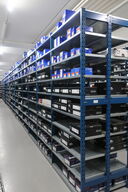 30 fag lagerreoler med indhold