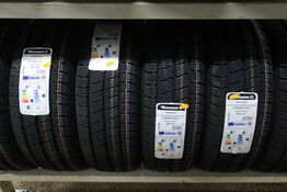 4 stk. dæk BARUM 215/65R 16C