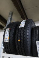2 stk. dæk YOKOHAMA 225/75R16C 121/120R
