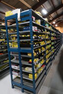 9 fag dobbeltsidet lagerreoler uden indhold