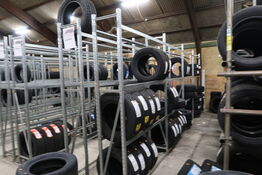 8 fag dækreoler uden indhold