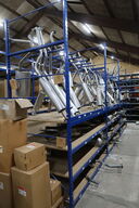 Reol til udstødninger