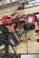 4 stk. Akku-værktøj samt arbejdslampe Milwaukee