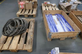 6 stk. paller med varelager/reservedele