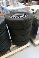 4 stk. fælge med dæk DUNLOP 225/55 R 17 C