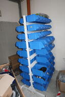 Sortimentsreol med indhold