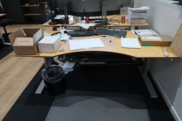 El. hæve/sænke skrivebord uden indhold