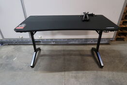 Gamerbord Legend - Inkl. mikrofonholder 