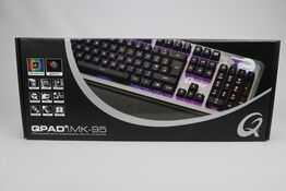 5 stk. QPAD MK95 Pro Gaming Mechanical Switchable Keyboard - Svensk layout