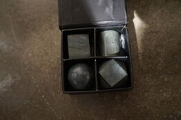 2 pk. Whiskey sten MARGIT BRANDT