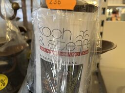 Pumpe med tre skåle