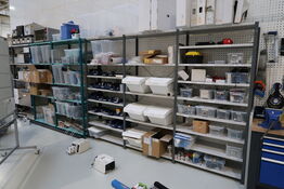 7 fag lagerreoler uden indhold