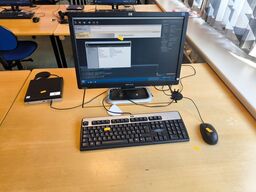 Skærm 22" m. tastatur HP L2206w (PC medfølger ikke)