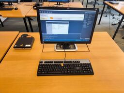 Skærm 22" m. tastatur HP L2206w (PC medfølger ikke)