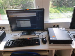 Skærm 22" m. tastatur HP L2208w (PC medfølger ikke)