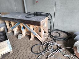 Arbejdsbord medf. div. slanger