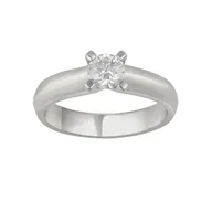 Solitaire ring i hvidguld 14 kt med naturlig diamant i 0,50 carat .