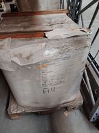 To paller pallehætter