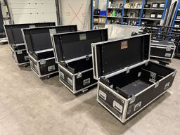 2 paller med 4 Flightcases med ramper