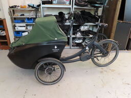 El. ladcykel, Triobike Mono med sort kasse og kaleche