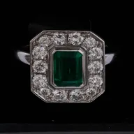 Smarargd - diamant ring i 18 kt guld vægt 18,6 gram