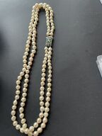 Halskæde med ferskvandsperler