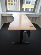 El. hæve/sænke skrivebord 